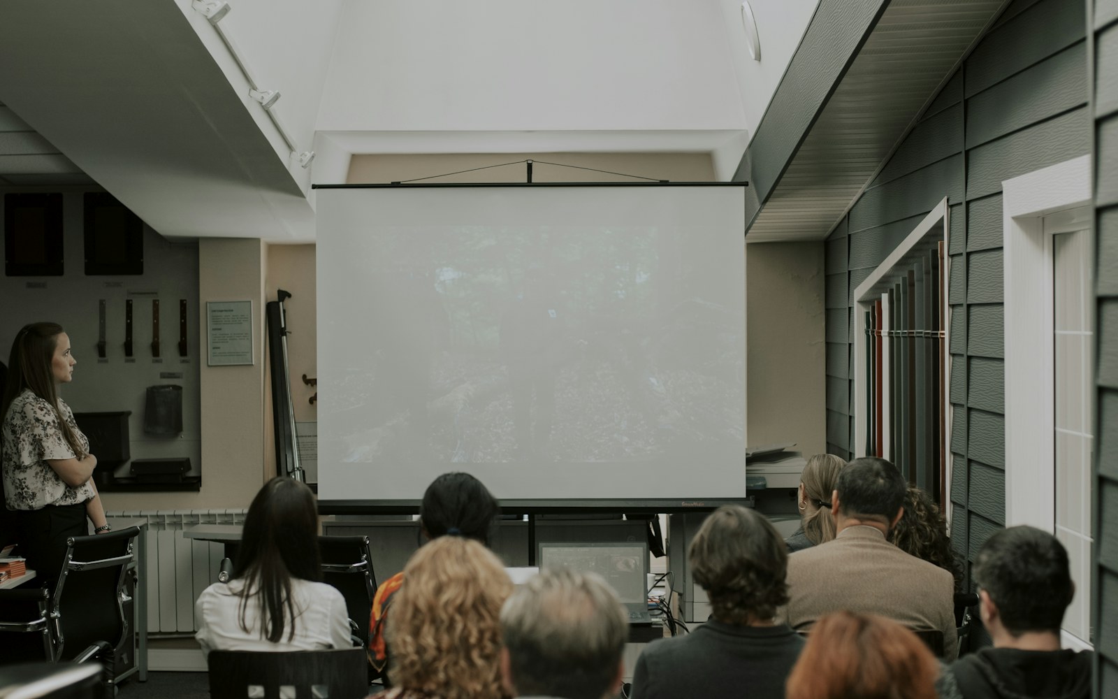 Équipe participant à un atelier pratique de cybersécurité